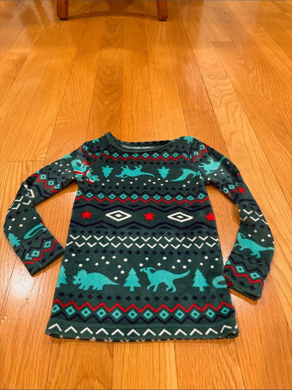 Cat & Jack holiday Christmas dinosaur pajamas set size 3T .